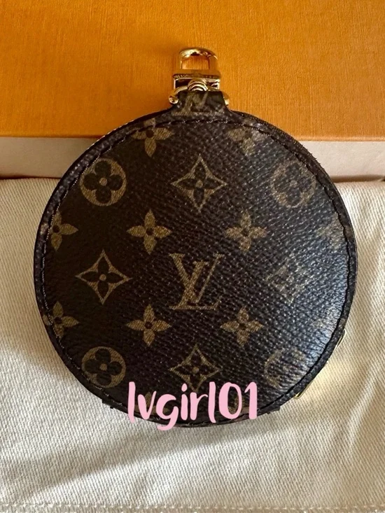 🌸💯Authentic Louis Vuitton Multi Pochette Round Coin Purse - Picture 2 of 11